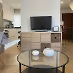 Azahar Centre & Parking Appartamento