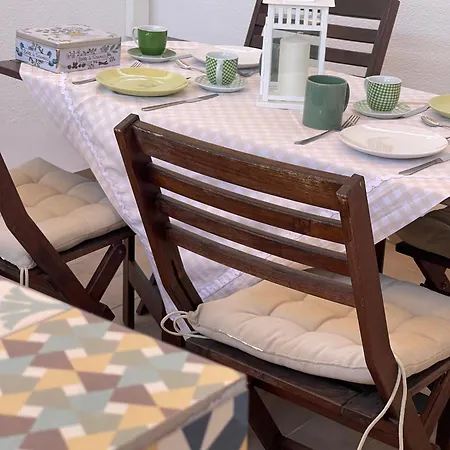 Azahar Centre & Parking *