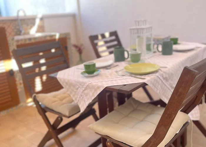 Azahar Centre & Parking * קורדובה