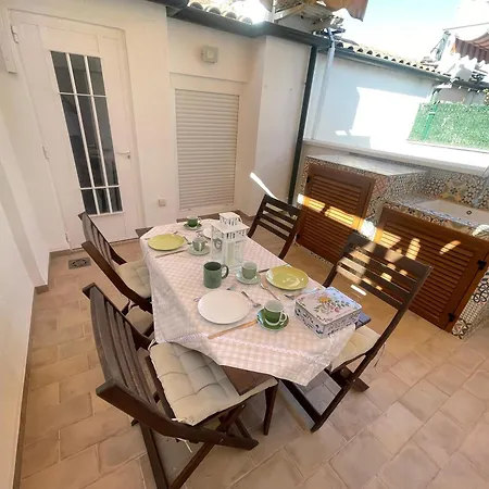 Azahar Centre & Parking Апартаменты