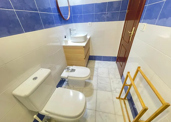 Azahar Centre & Parking *